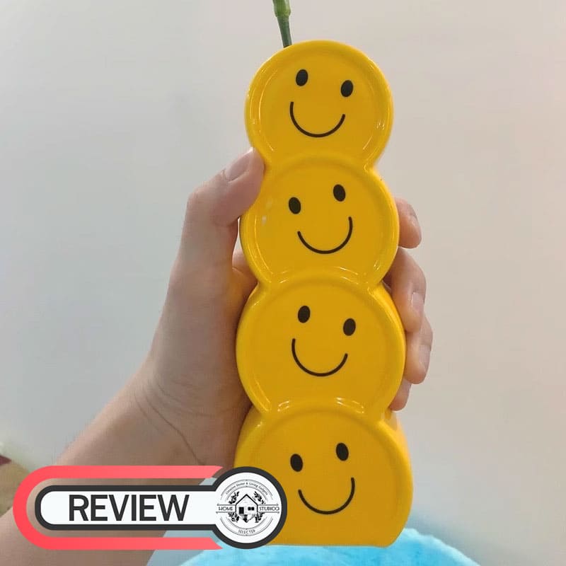 แจกันดอกไม้ตกแต่งบ้าน - Smiley Designed Decor Vase