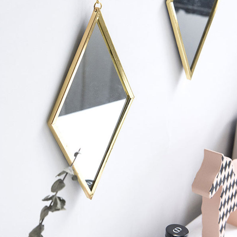 กระจกตกแต่งบ้าน - Diamond Mirror Hanger