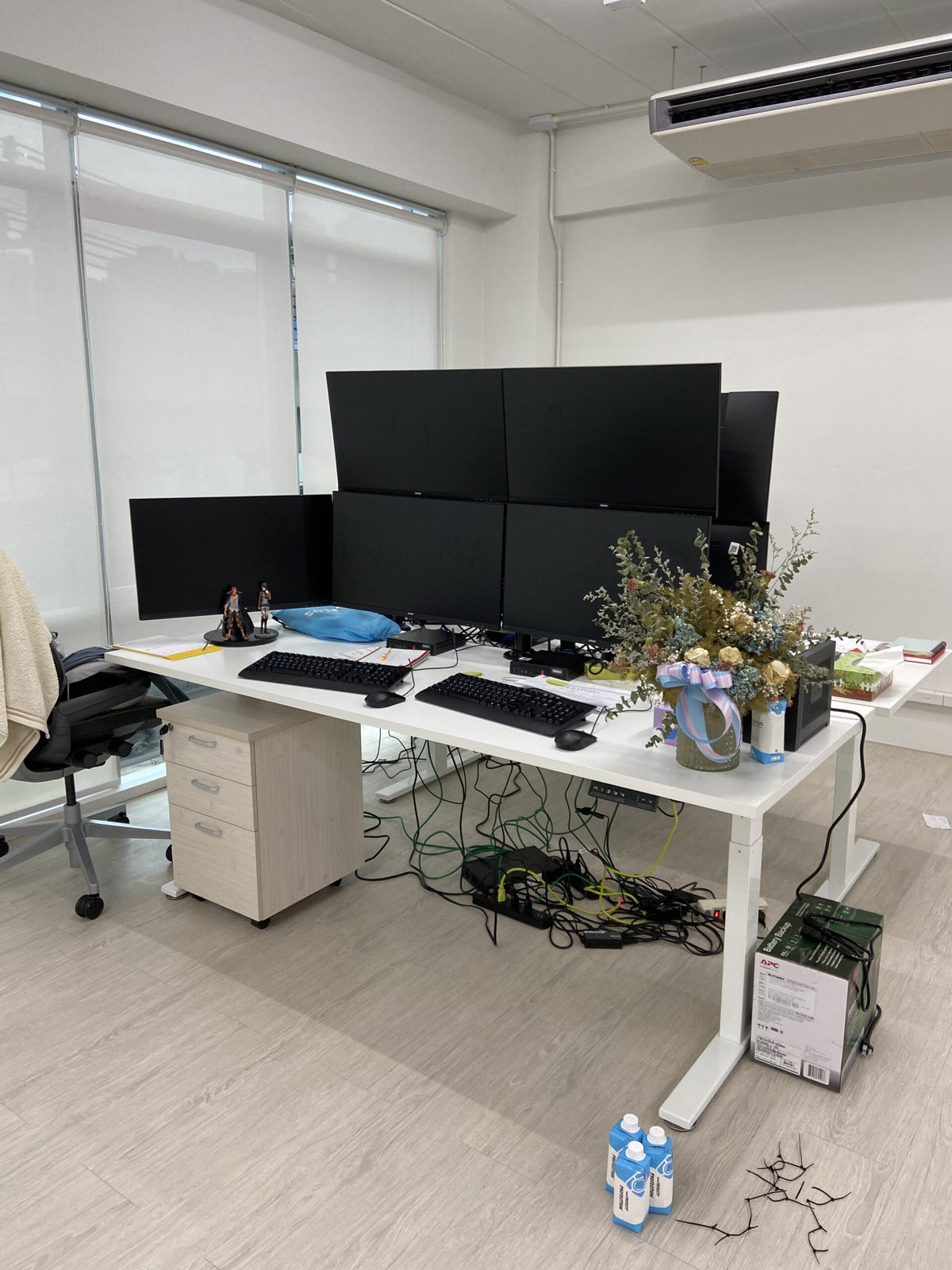 โต๊ะทำงานอเนกประสงค์ - Adjustable Working Table