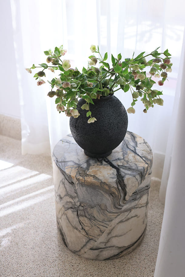 โต๊ะข้างตกแต่งบ้าน - Nerova Side Table