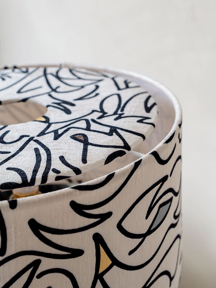 โคมไฟตั้งโต๊ะตกแต่งบ้าน - Doodle Table Lamp