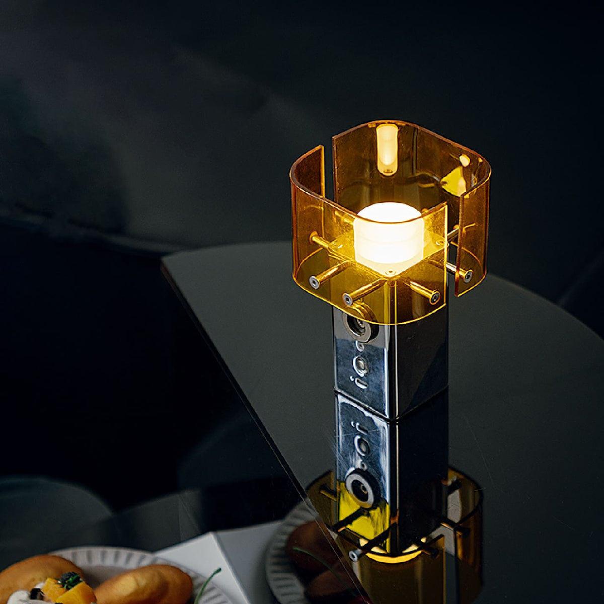 โคมไฟตั้งโต๊ะตกแต่งบ้าน - Imperial Glow Table Lamp