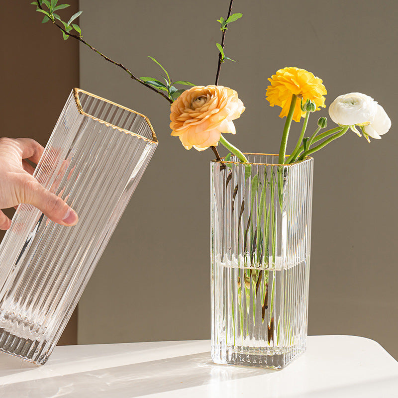 แจกันดอกไม้ตกแต่งบ้าน - Square Shape Decor Vase