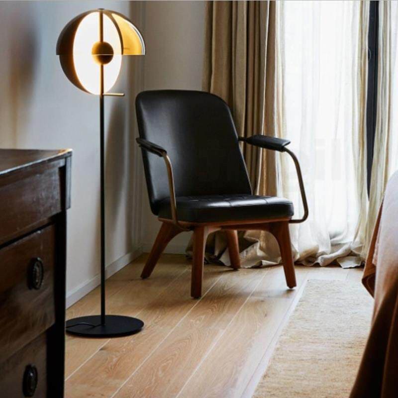 โคมไฟตั้งพื้น - Futuristic Floor Lamp