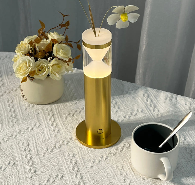 โคมไฟตั้งโต๊ะตกแต่งบ้าน - Portable Flower Designed Table Lamp