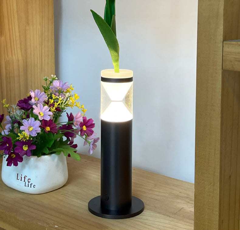 โคมไฟตั้งโต๊ะตกแต่งบ้าน - Portable Flower Designed Table Lamp