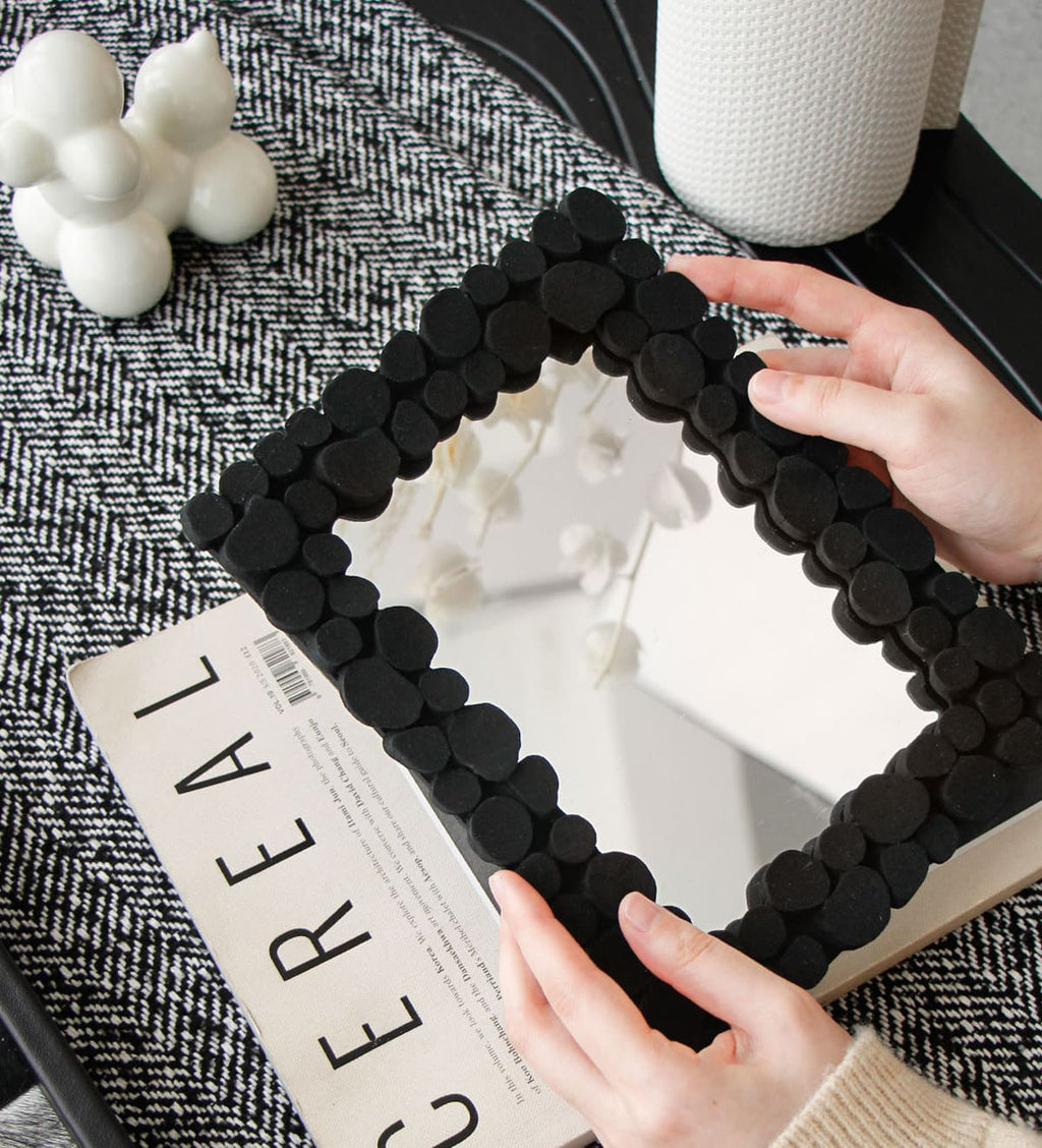 กระจกแต่งหน้าตั้งโต๊ะ - Charcoal Decorating Mirror