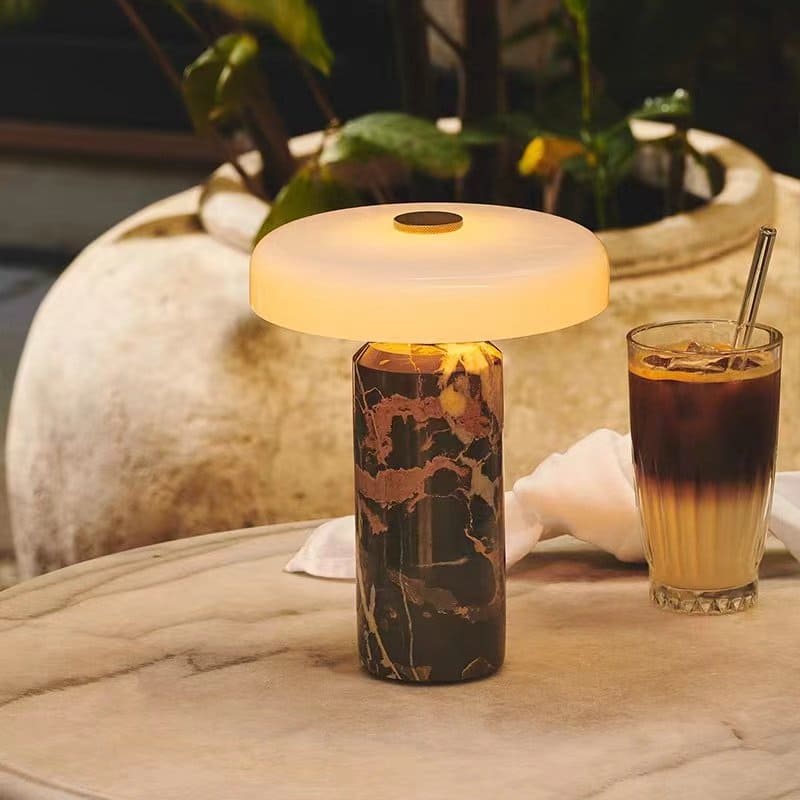 โคมไฟตั้งโต๊ะตกแต่งบ้าน - Veloura Table Lamp