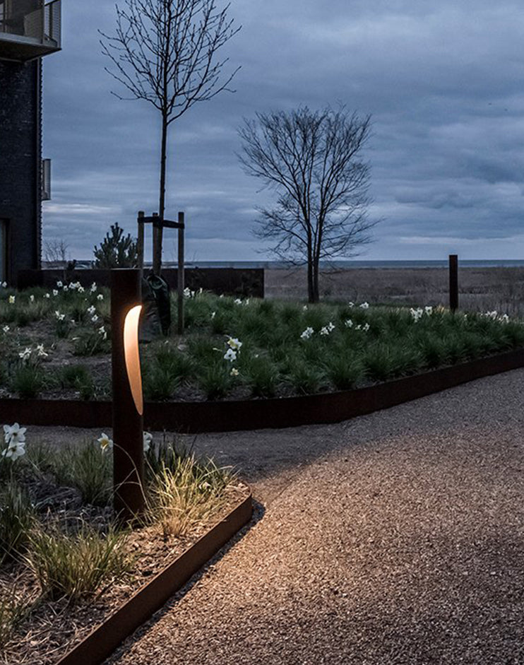 โคมไฟตั้งพื้น - Outdoor Garden Decor Lamp III