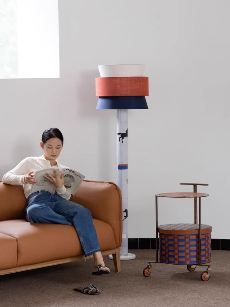 โคมไฟตั้งพื้น - Lumo Tower Lamp