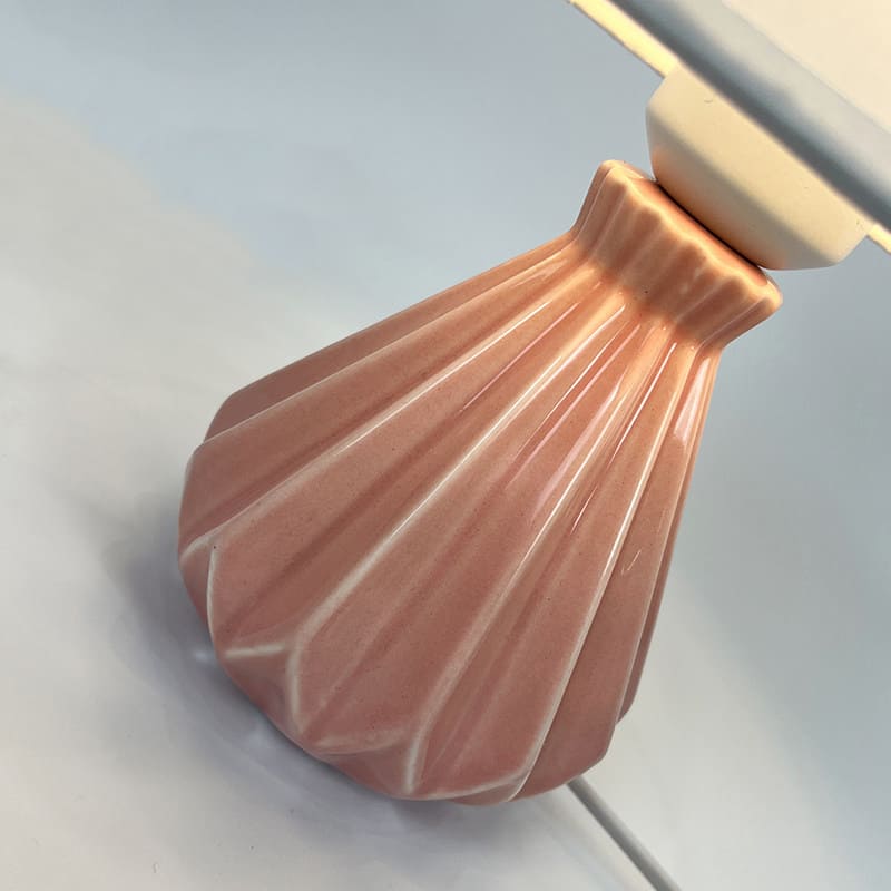 โคมไฟตั้งโต๊ะตกแต่งบ้าน - Contemporary Table Lamp