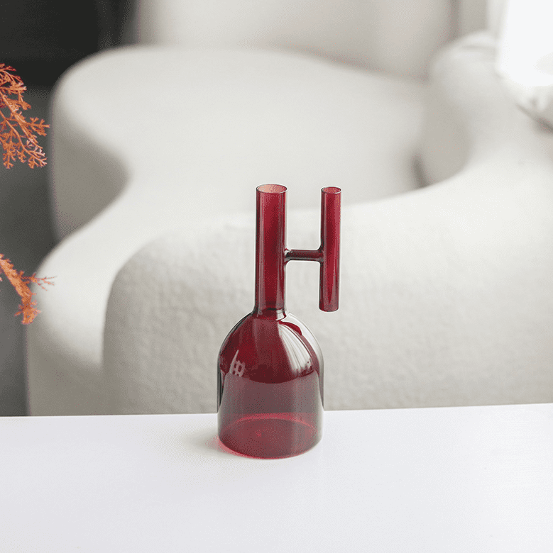 แจกันดอกไม้ตกแต่งบ้าน - Red Designed Decorating Vase III