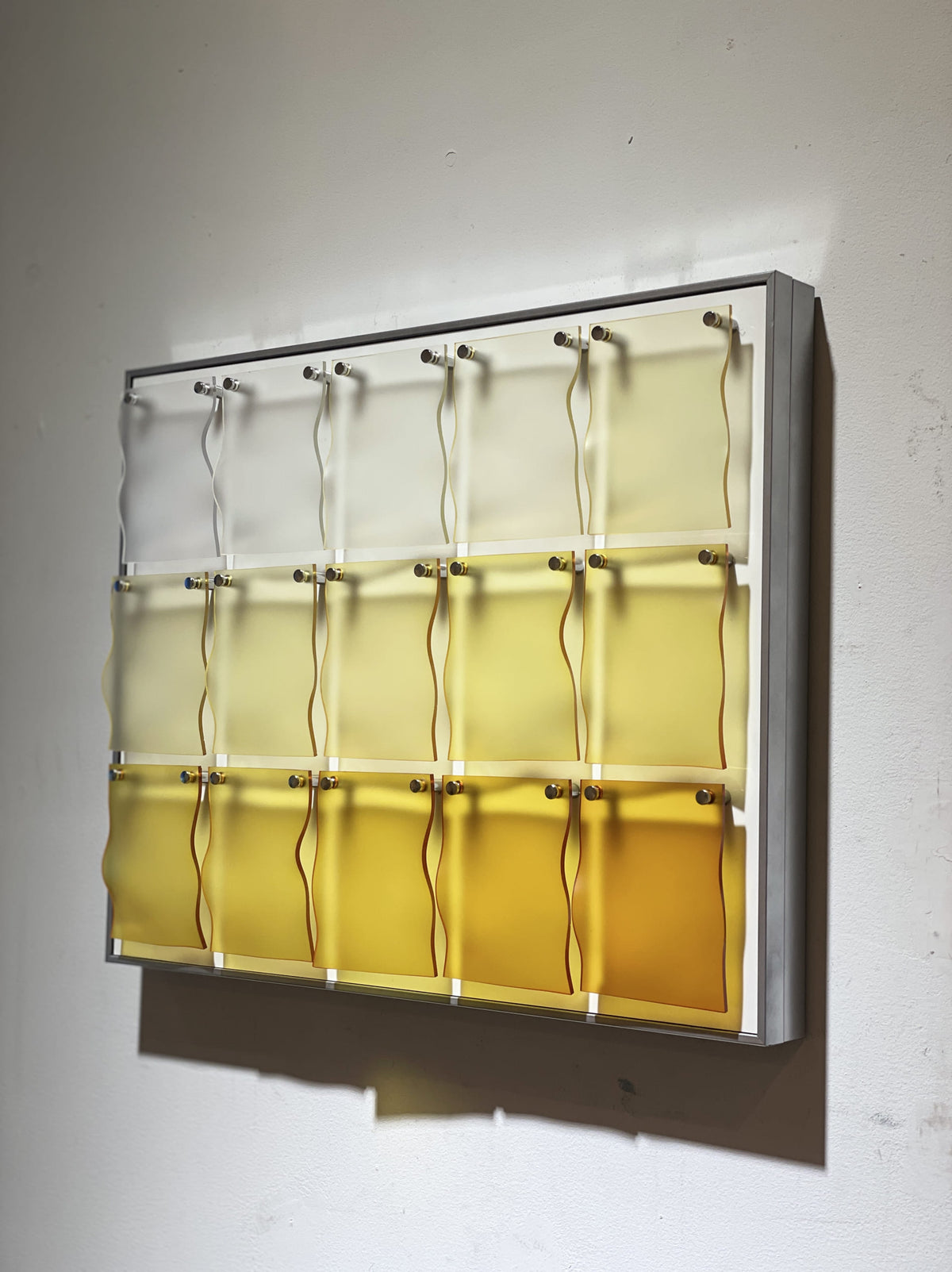 เฟอร์นิเจอร์ตกแต่งผนังบ้าน - Vetro Wave Wall Art
