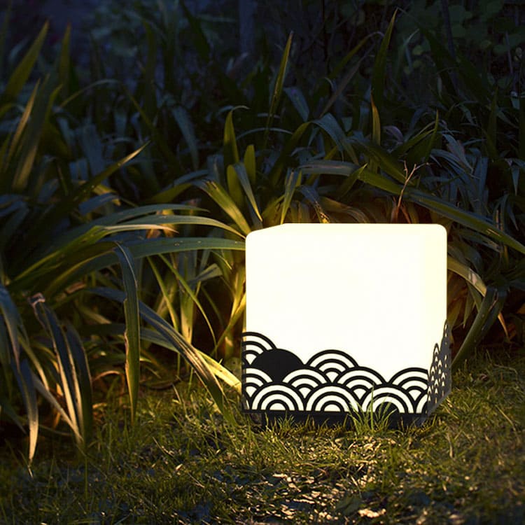 โคมไฟตกแต่งสวน - Cubic Japanese Designed Garden Lamp